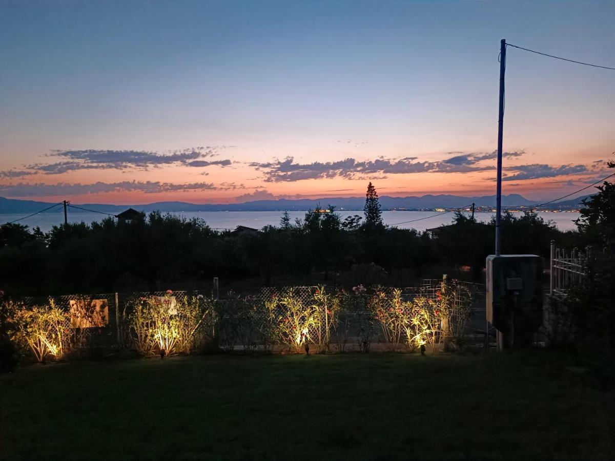 Evilenia Luxury Apartments Kalamata Bagian luar foto