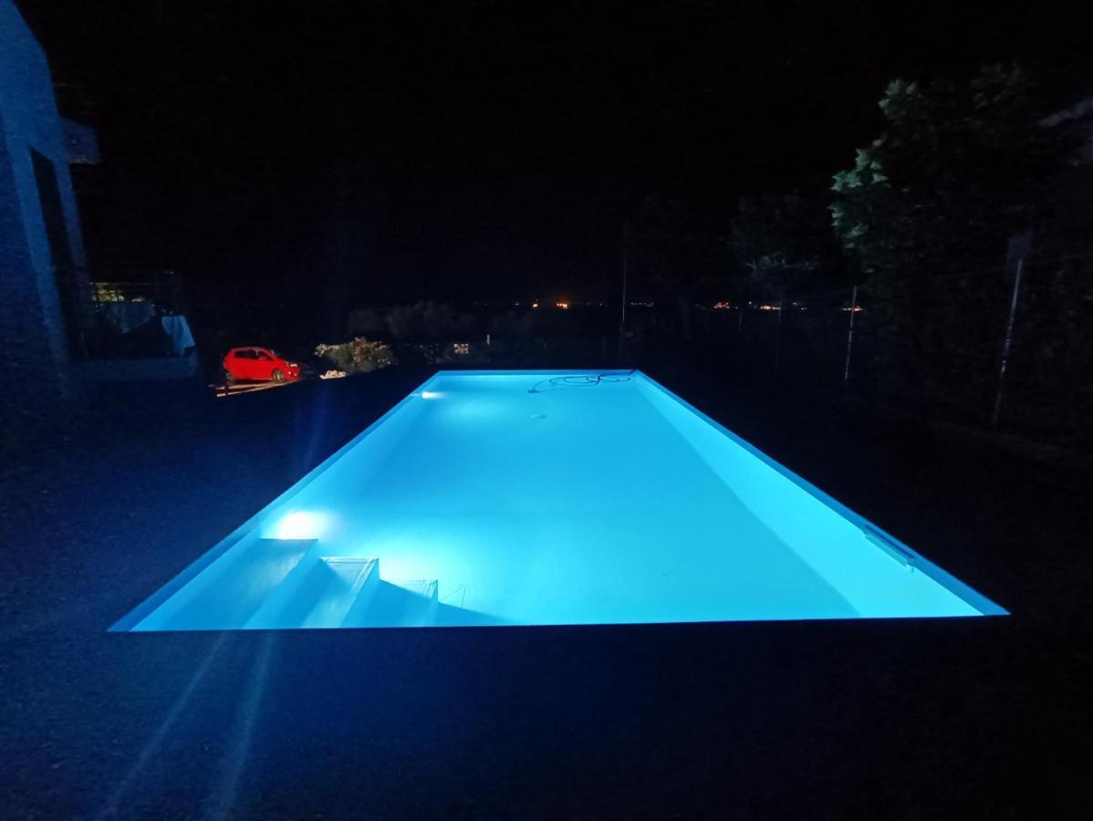 Evilenia Luxury Apartments Kalamata Bagian luar foto