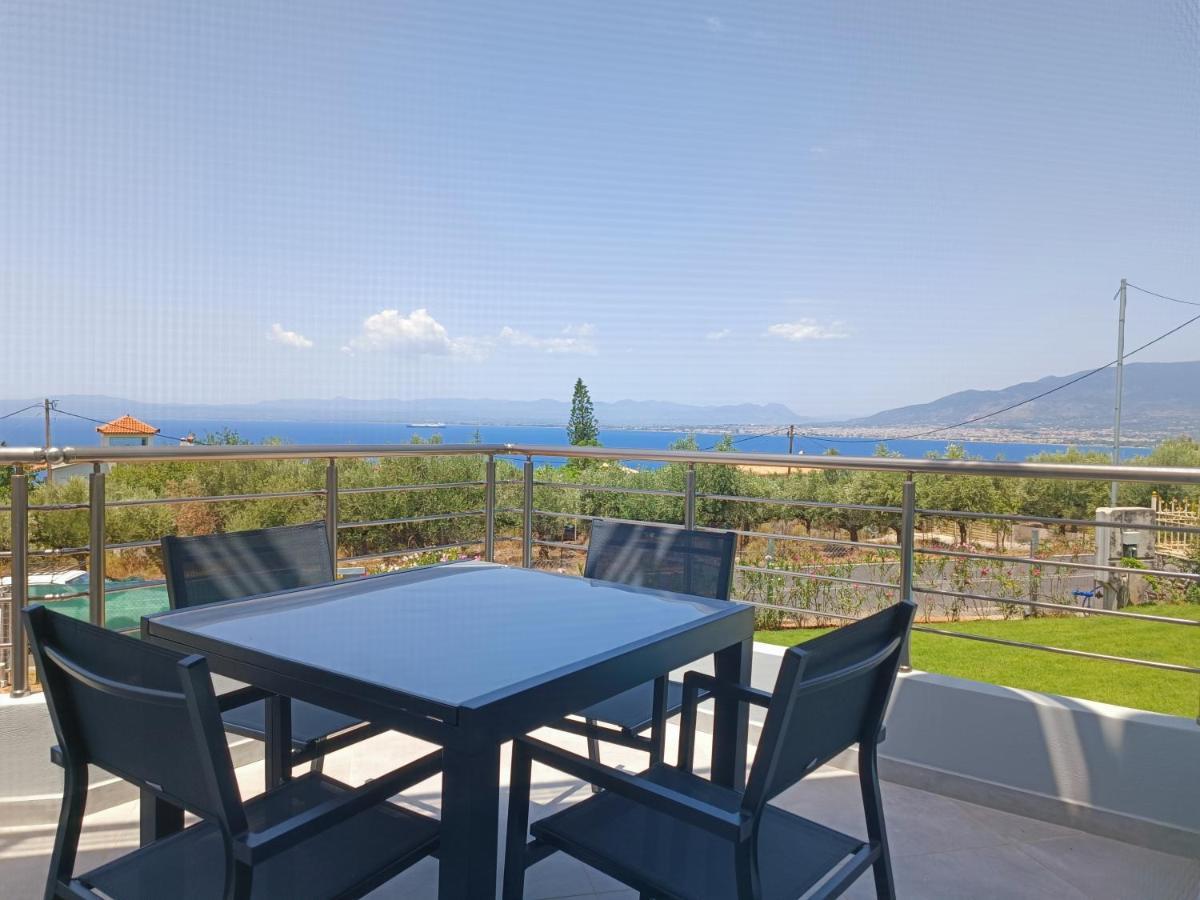 Evilenia Luxury Apartments Kalamata Bagian luar foto
