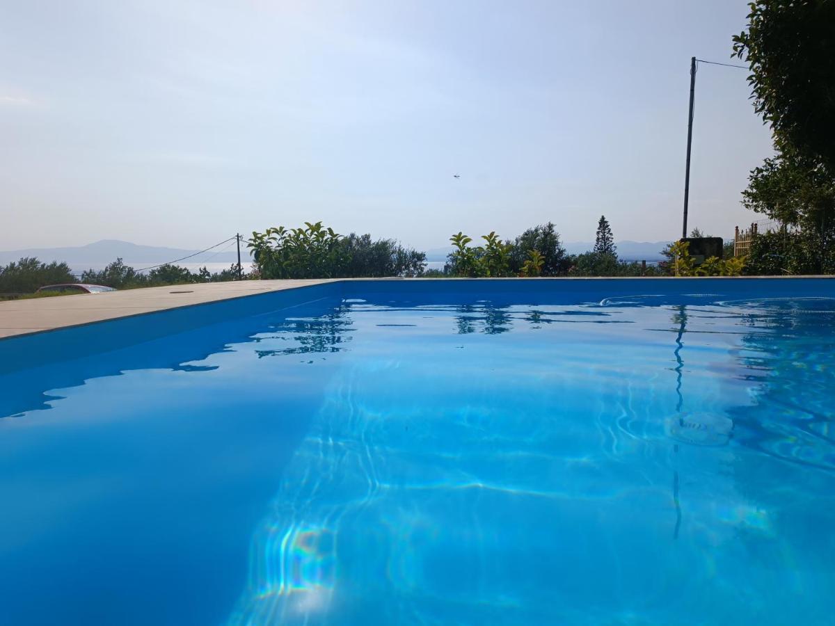 Evilenia Luxury Apartments Kalamata Bagian luar foto
