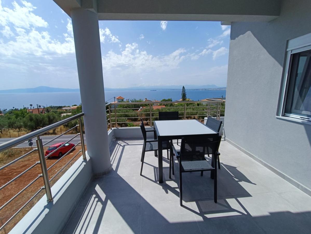 Evilenia Luxury Apartments Kalamata Bagian luar foto